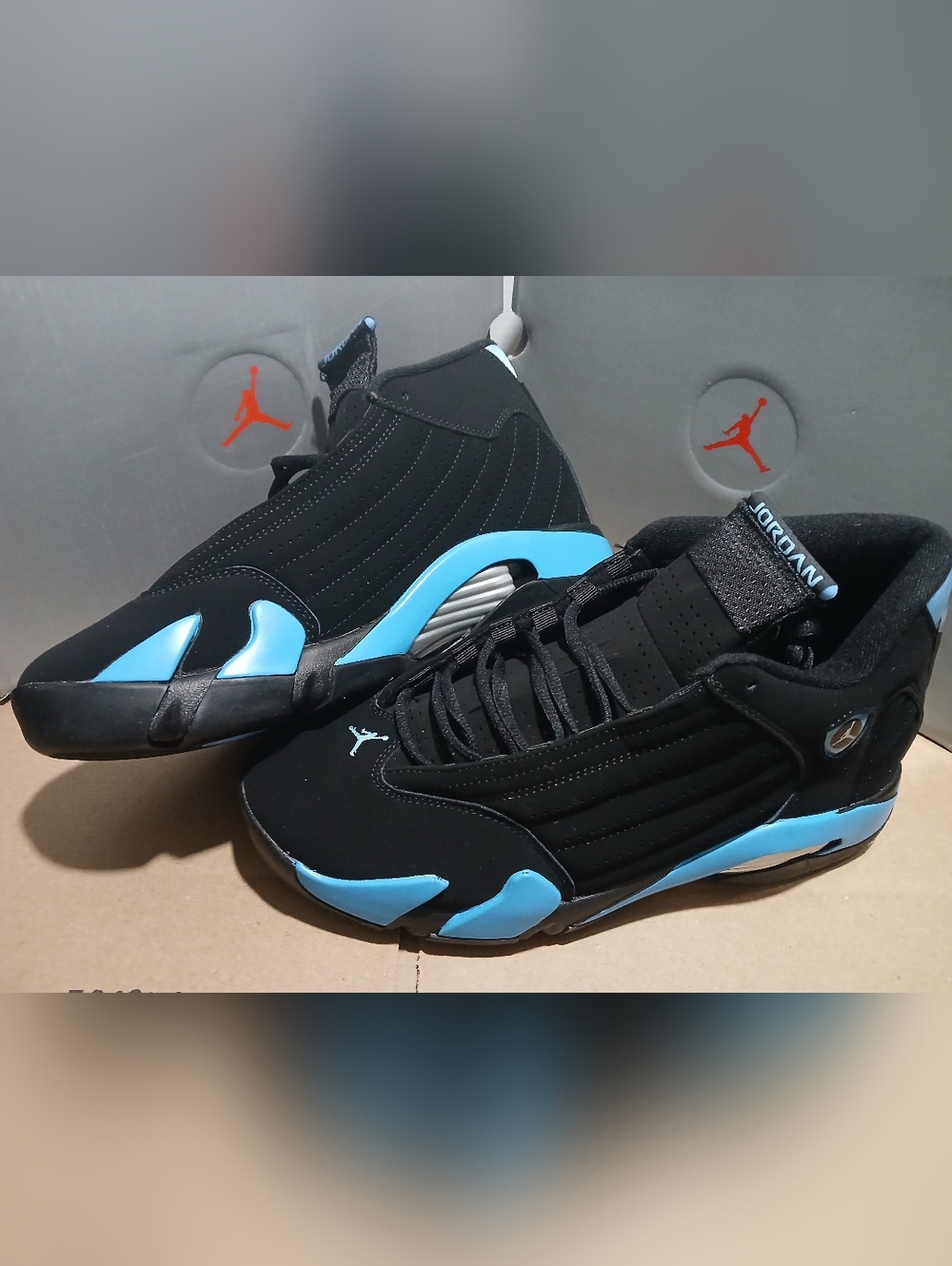 Retro 14. Basketball Shoes in Black and Light Blue